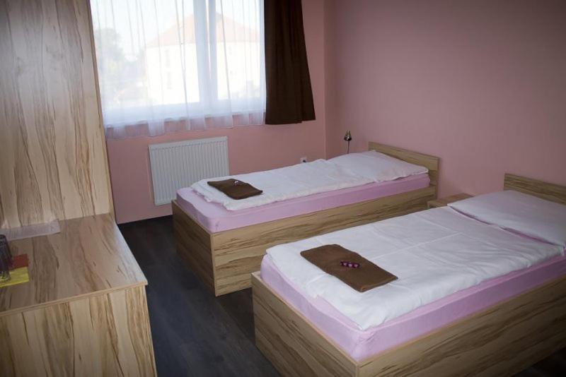 Penzion Na Rozku Sliač Chambre photo
