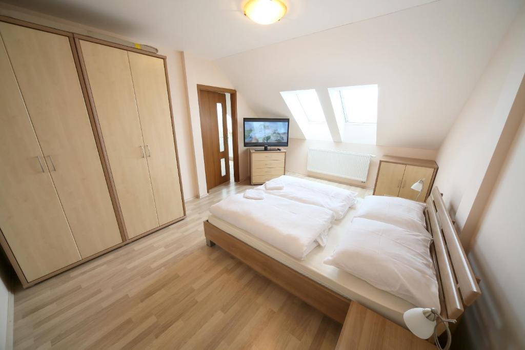 Penzion Na Rozku Sliač Chambre photo